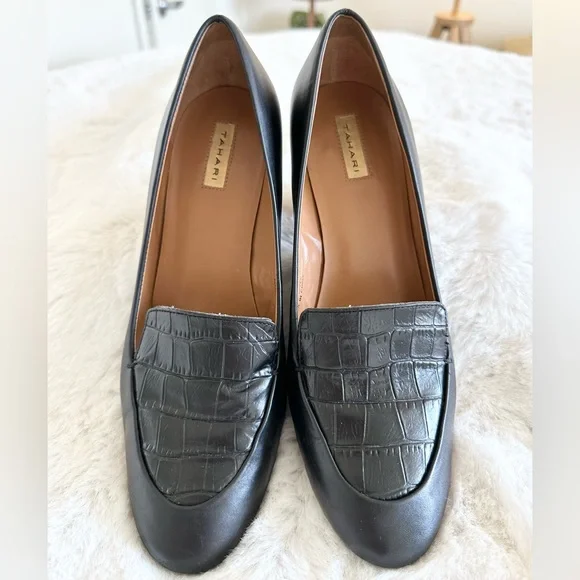 TAHARI Shoes. Size 9.5. - Picture 3 of 5